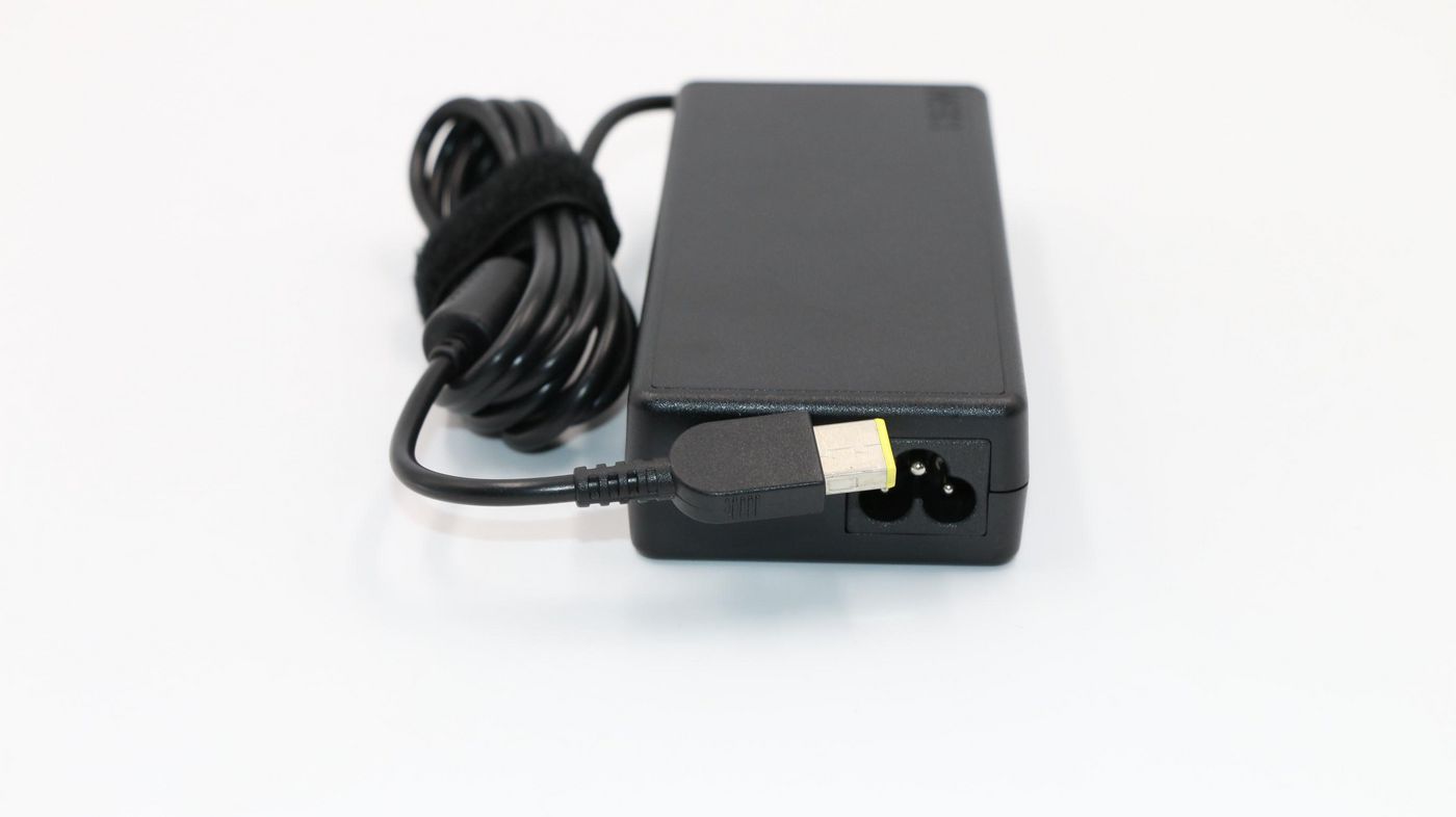 Lenovo 135W AC Power Adapter | 00PC762 Adapter / Converter Lenovo