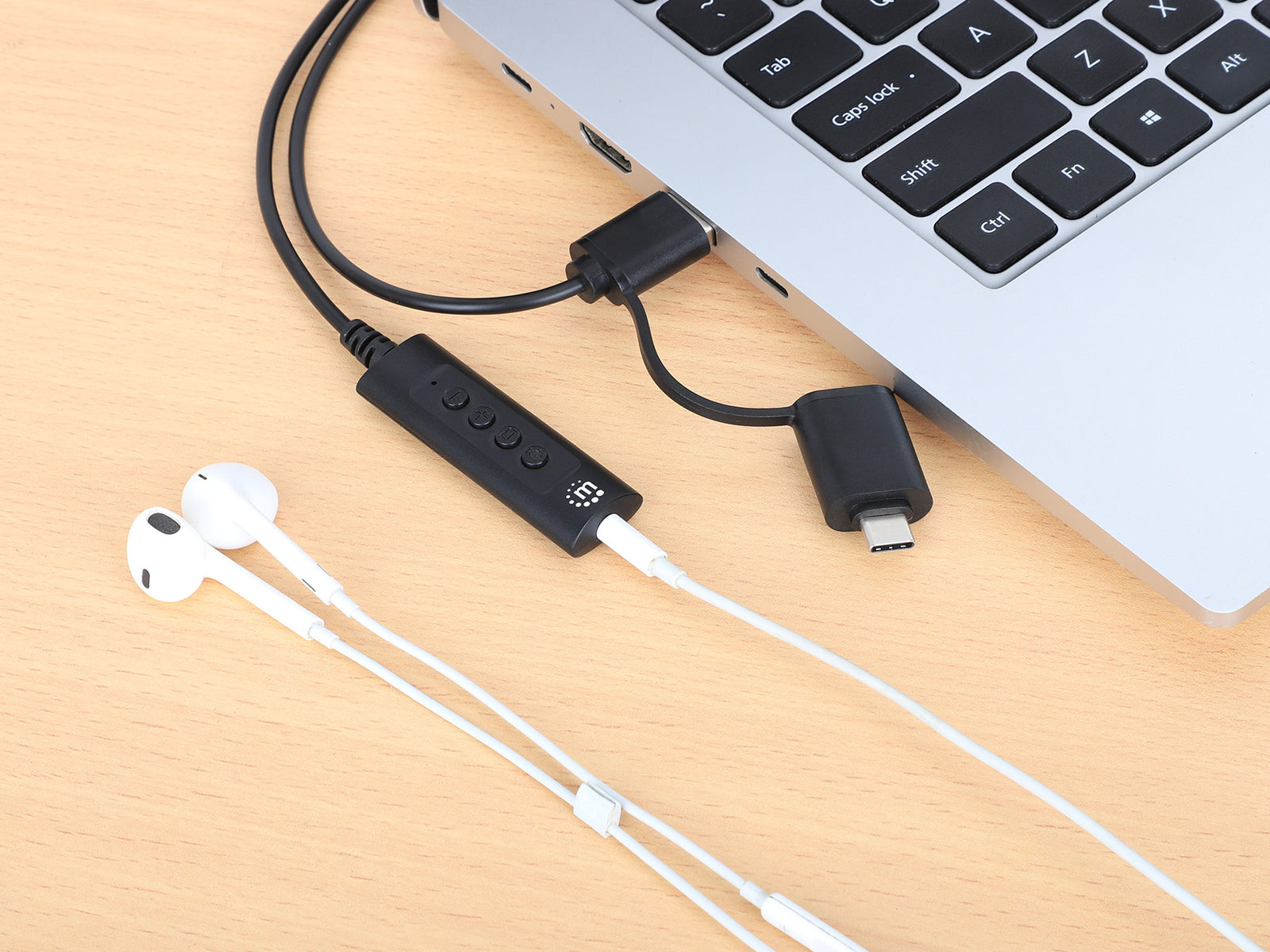 Manhattan 2-in-1 USB-C/-A to 3.5 mm Stereo Audio Adapter | 153560 Splitter Manhattan