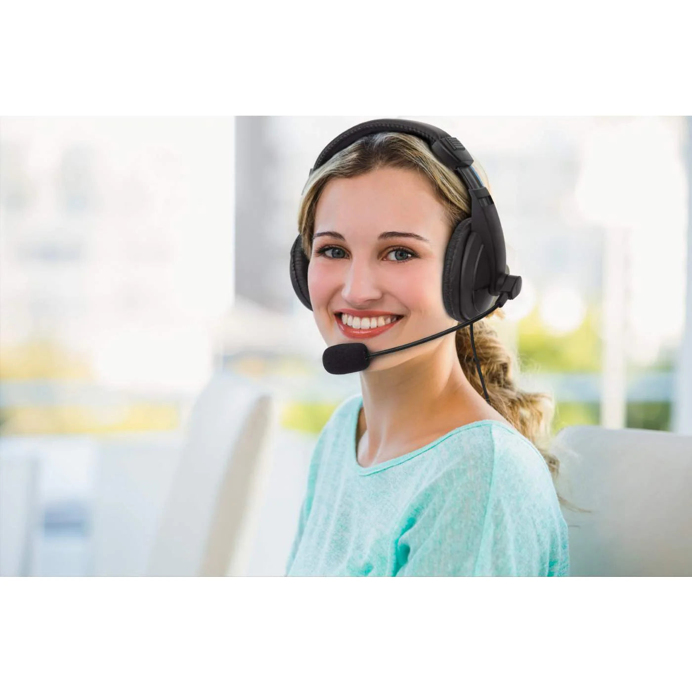 Manhattan 179881 Stereo Over-Ear Headset Adjustable Microphone Headset Manhattan