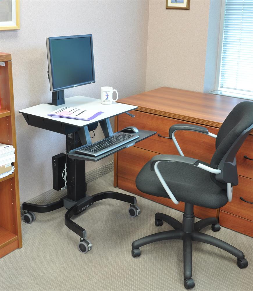 Ergotron 24-216-085 WorkFit-C, Single HD Sit-Stand Workstation | For Heavy Display (7.3–12.7 KG Monitor) Mobile Trolley Ergotron
