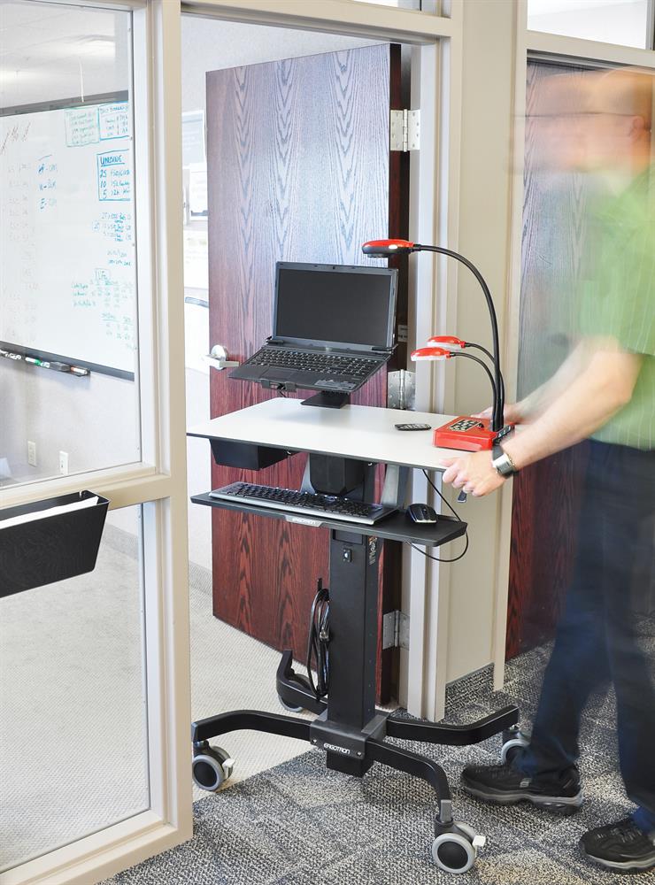 Ergotron TeachWell® Mobile Digital Workspace - 24-220-055 Mobile Trolley Ergotron