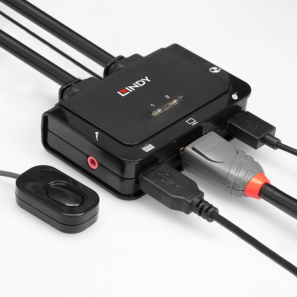Lindy 2 Port DisplayPort 1.2, USB 2.0 & Audio Cable KVM Switch | 42344 Switches Lindy