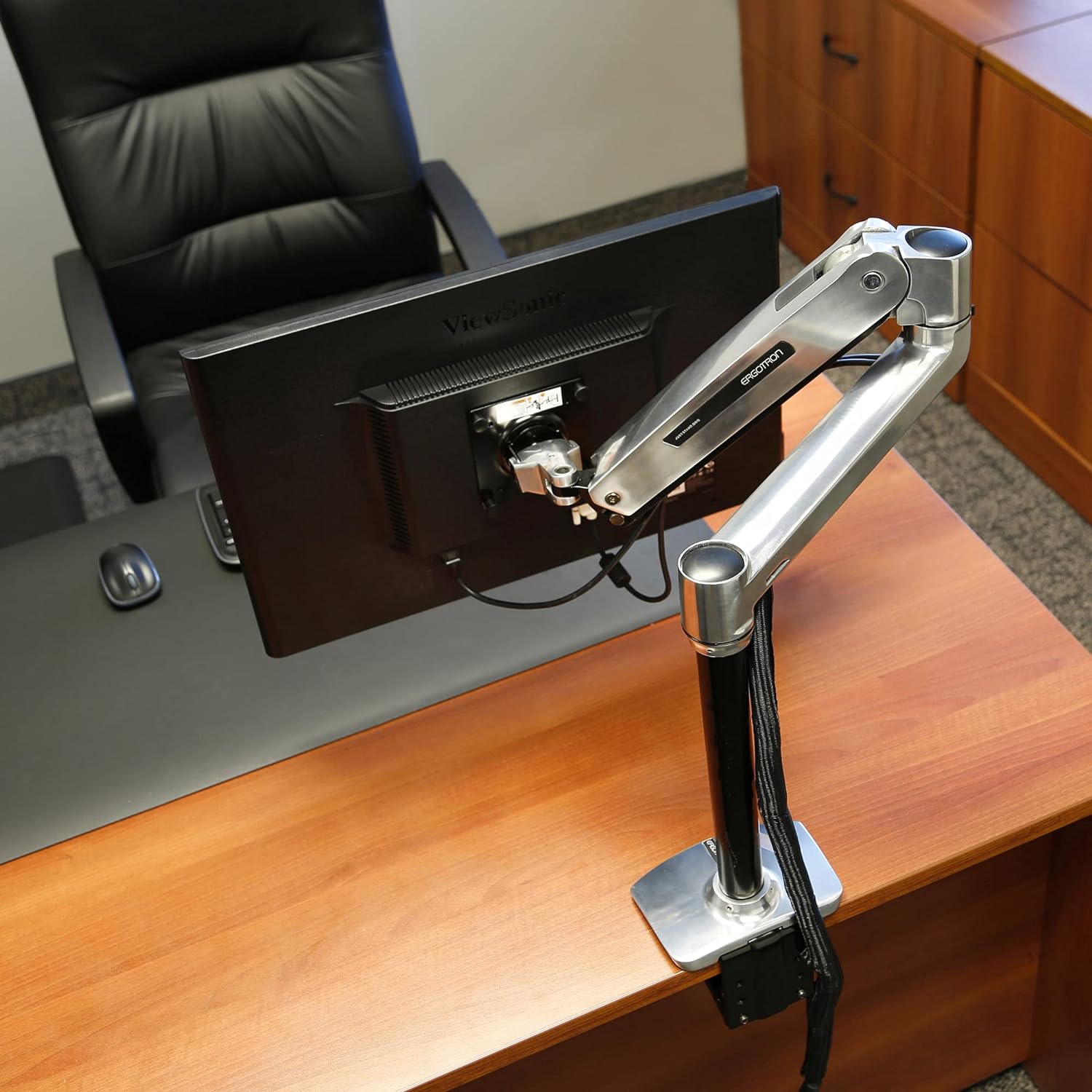 Ergotron 42" LX Sit-Stand Desk Mount LCD Arm | 45-360-026 Monitor Arm Desk Mount Ergotron