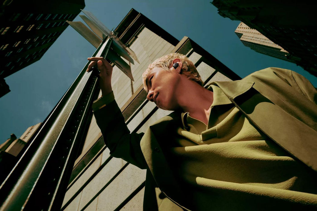 Bose QuietComfort Wireless Bluetooth Black Earbuds | 888507-0100 Headset & Earphones BOSE