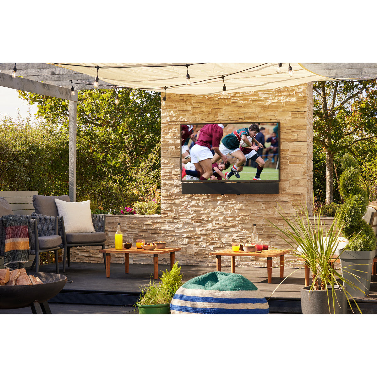 Samsung QE55LST7TCUXXU 55" The Terrace QLED 4K HDR Smart Outdoor TV Outdoor Digital Signage Samsung
