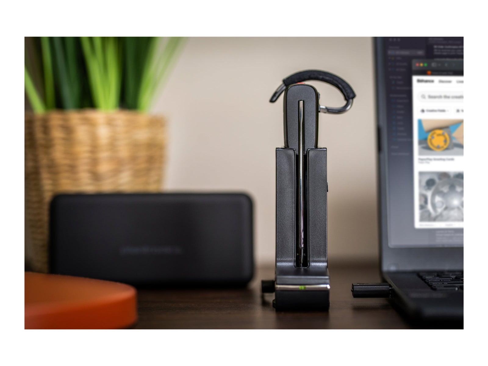 Poly 8D3G6AA#ABB Wireless Black Headset Headset Poly