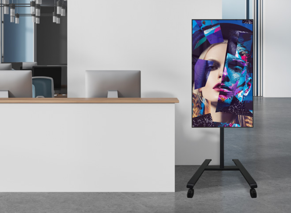 B-Tech BT7504/B Momentum One Flat Screen Display Trolley For Up to 55" Screens Mobile Trolley B-Tech