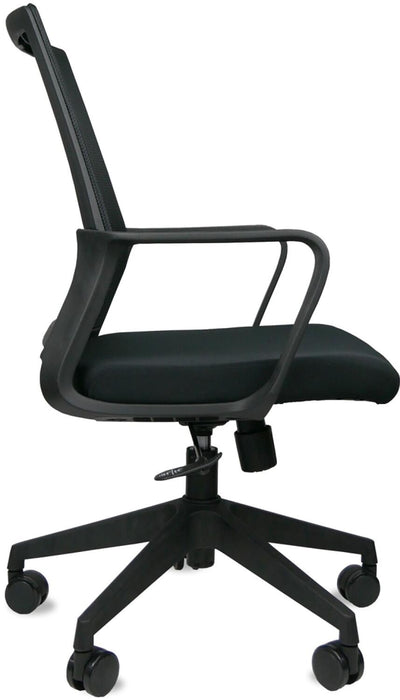 Formetiq Oslo Operator Mesh Task Chair with Fixed Arms Chair formetiq