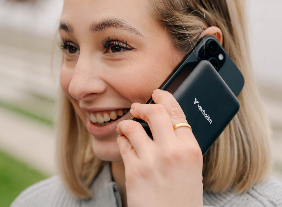 Verbatim Charge 'n' Go Essential Magnetic Wireless Charging Power Bank 20000 mAh - Black | 32223