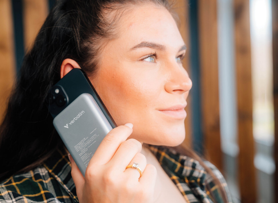 Verbatim Charge 'n' Go Magnetic Wireless Power Bank 10000 mAh - Blue | 32247