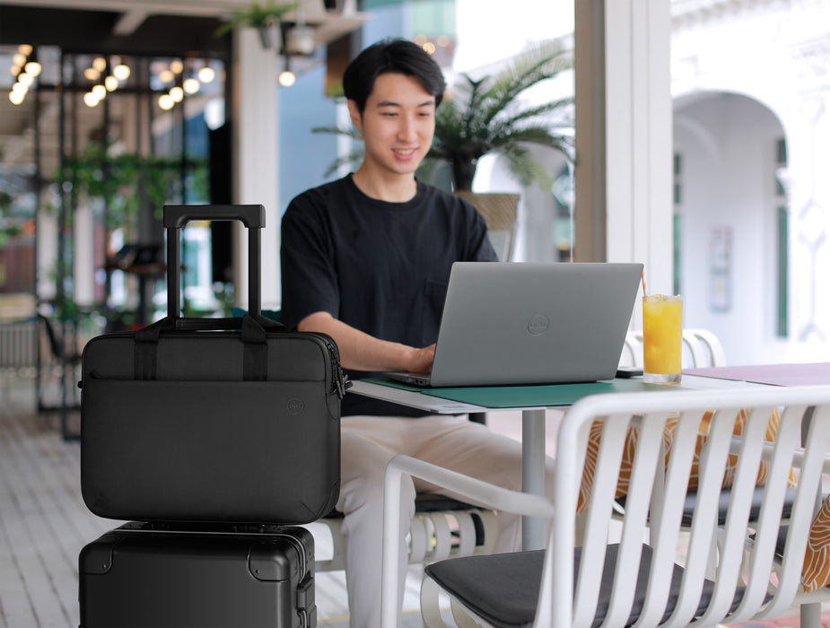 Dell CC5623 EcoLoop Pro Carrying Case (Briefcase) for 16" Notebook Notebook Cases Dell