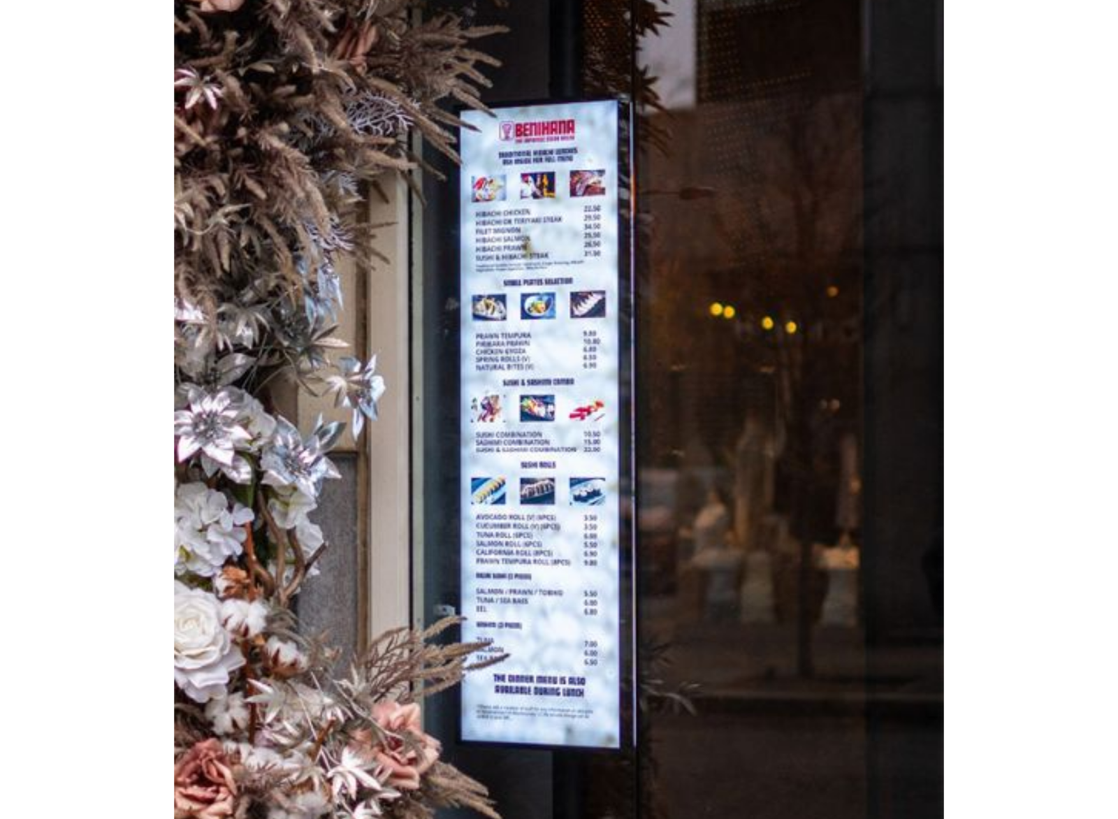 Moove 37" SM37HD8-B Android 14 Stretched Ultra-wide Stretched Bar Display Digital Signage Display ScreenMoove