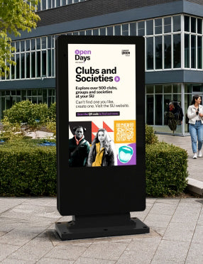 Moove 55" 4K UHD Ultra High Brightness Outdoor Freestanding Digital Poster High Brightness Digital Signage ScreenMoove