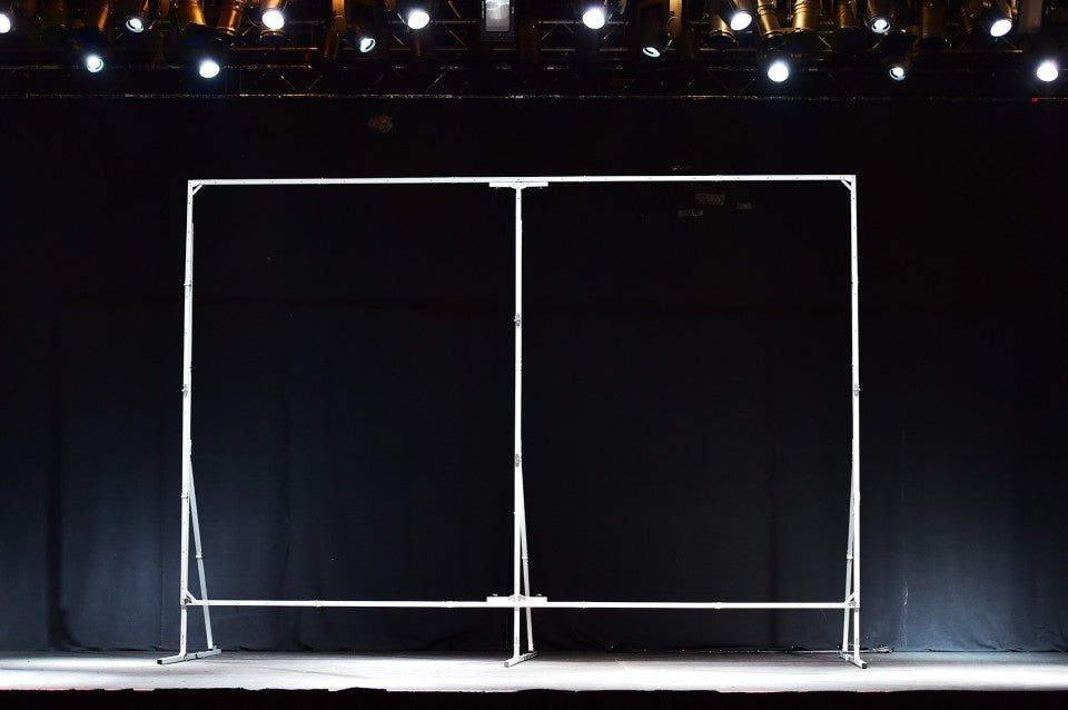 Multibrackets Quick Fold Projection Screen 250" 16:9 Matte White | 7350073731954 Quick Fold Projection Screen Multibrackets