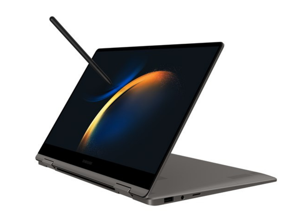 Samsung Galaxy Book3 360 Business 13.3" Intel® Core™ i5 16GB RAM 256GB SSD Win 11 Pro Education