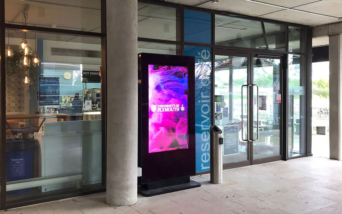 Moove OT65F-T2 – 65" Freestanding PCAP Outdoor Touch Screen Poster Outdoor Digital Advertising Display ScreenMoove