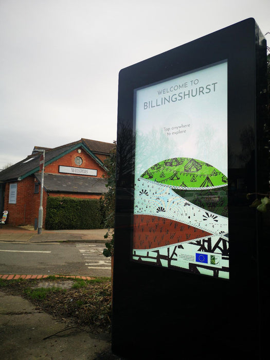 Moove OT65F-T2 – 65" Freestanding PCAP Outdoor Touch Screen Poster