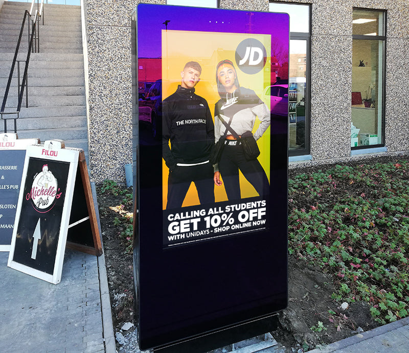 Moove OT65F-T2 – 65" Freestanding PCAP Outdoor Touch Screen Poster
