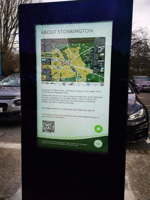 Moove OT65F-T2 – 65" Freestanding PCAP Outdoor Touch Screen Poster