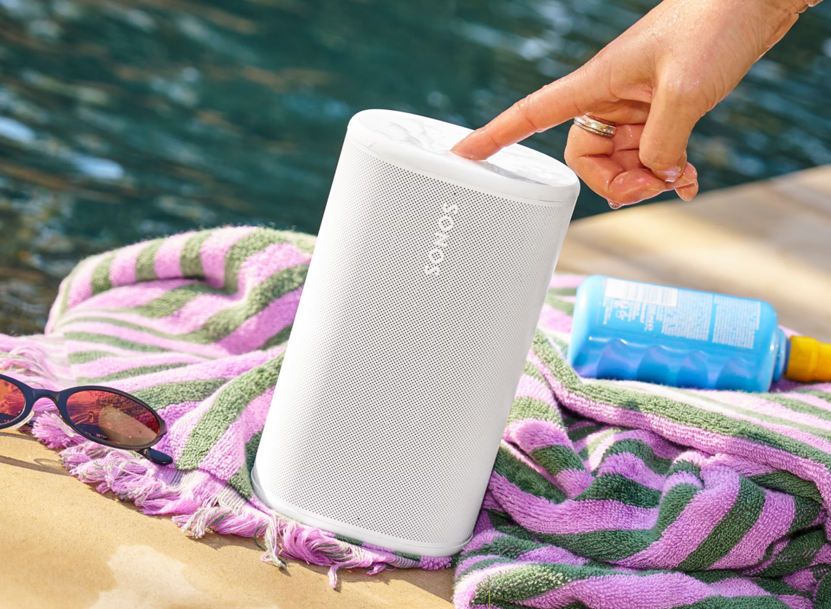 Sonos Play Portable Bluetooth Speaker – 24-Hour Battery, IP67 Waterproof & WiFi 6 | PLAYPR21 Speaker Sonos