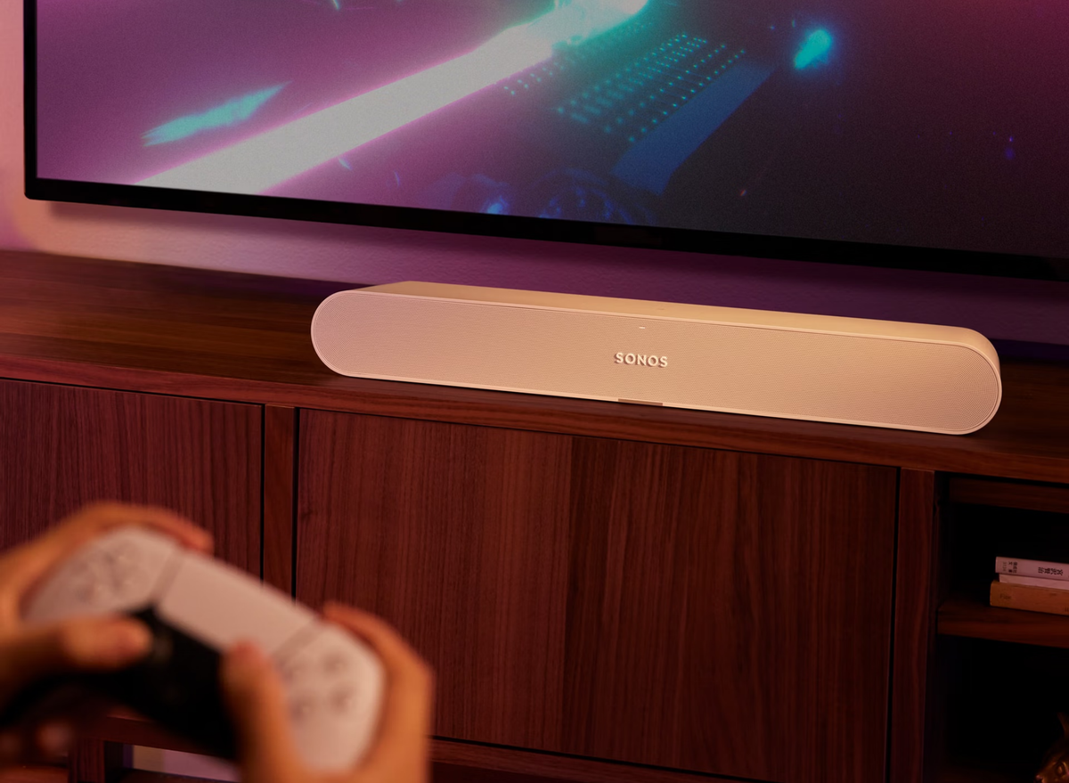 Sonos Ray Compact Soundbar – Dolby Digital, Trueplay Tuning, WiFi & AirPlay 2 | RAYG1UK1 Soundbar Sonos