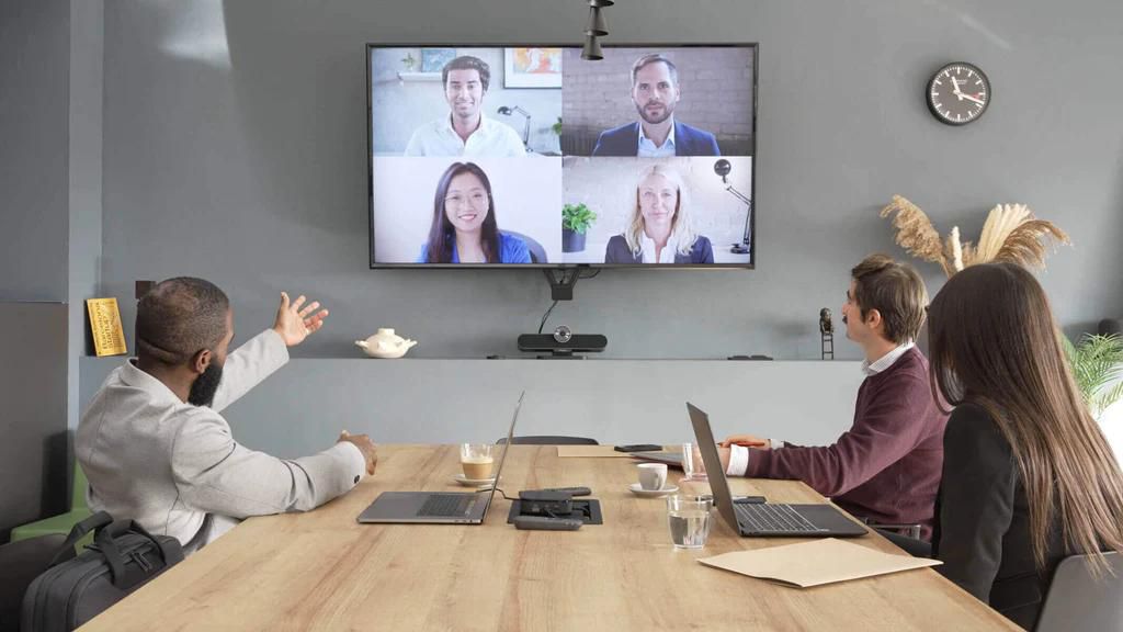 Targus All-in-One 4K Video Conferencing System with 120° Camera & 6 Microphones | AEM350EUZ Webcam Targus