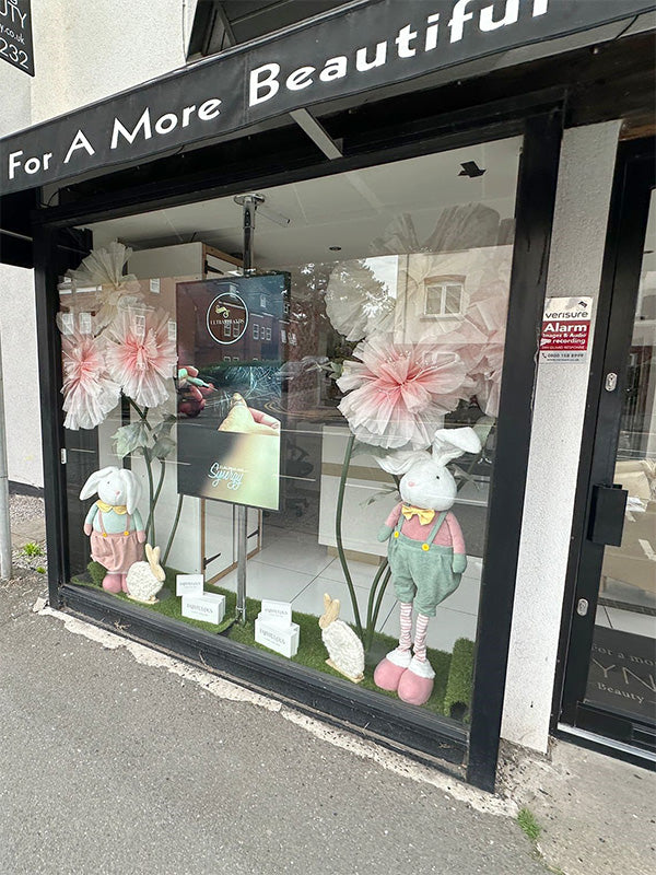 Moove SMB43HD9 – 43" Ultra High Brightness 3500 cd/m² Digital Window Display High Brightness Digital Signage ScreenMoove