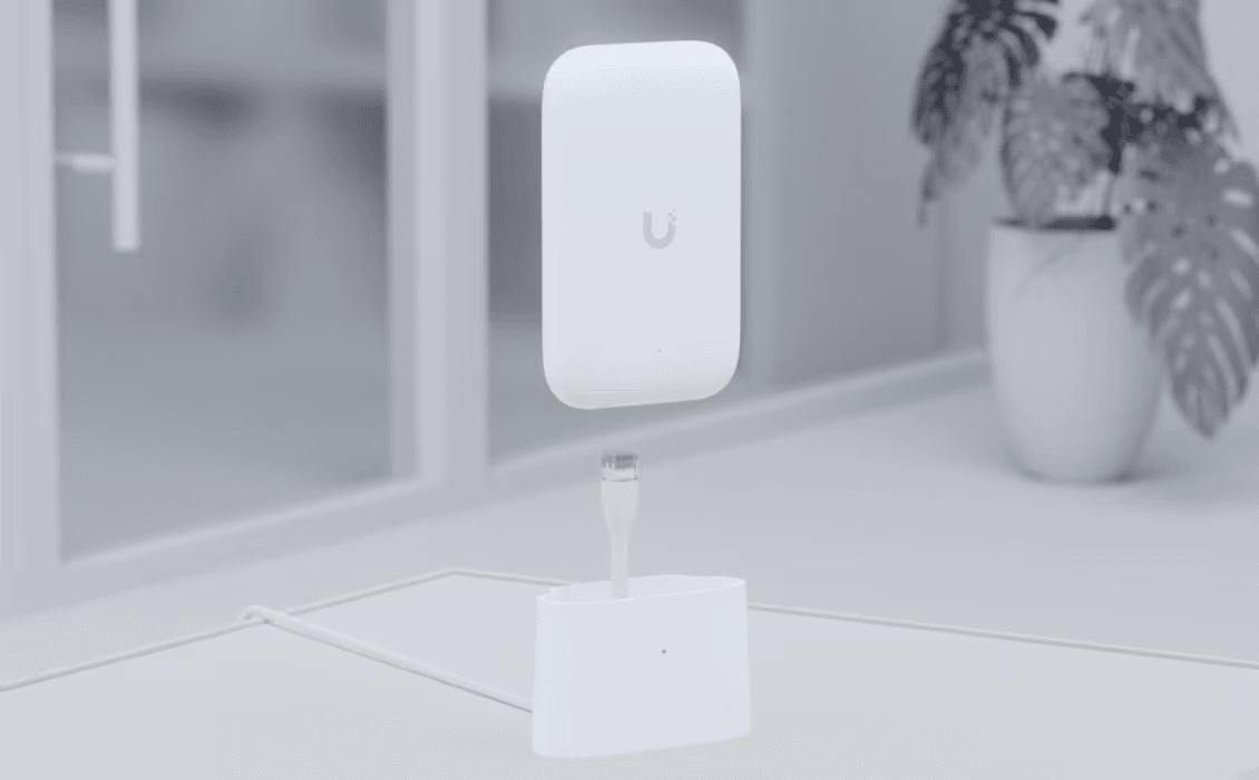 Ubiquiti UniFi Ultra "Swiss Army Knife" Access Point | UK-Ultra Wireless Access Point Ubiquiti