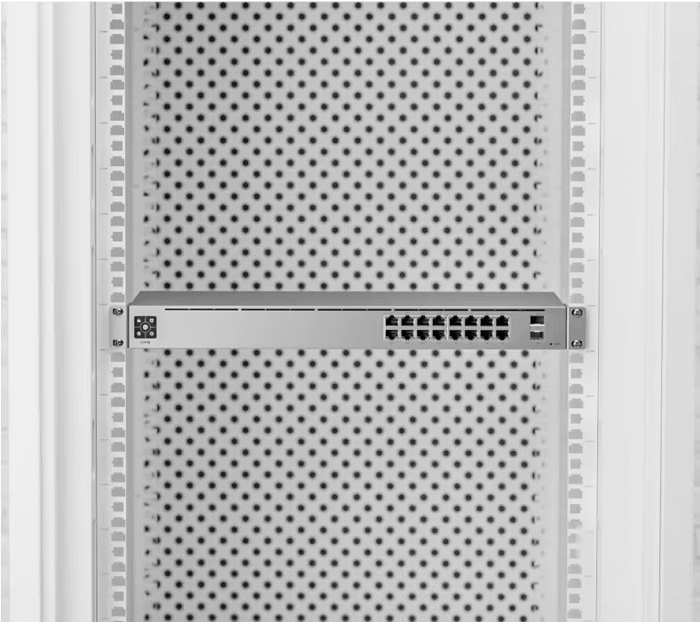 Ubiquiti UniFi Gen2 16 Port PoE Gigabit Network Switch - USW-16-POE Network Switch Ubiquiti
