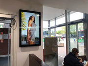 Moove SMB22HD9 – 22" Slimline Pro Digital Advertising Display | Full HD Digital Signage Display ScreenMoove
