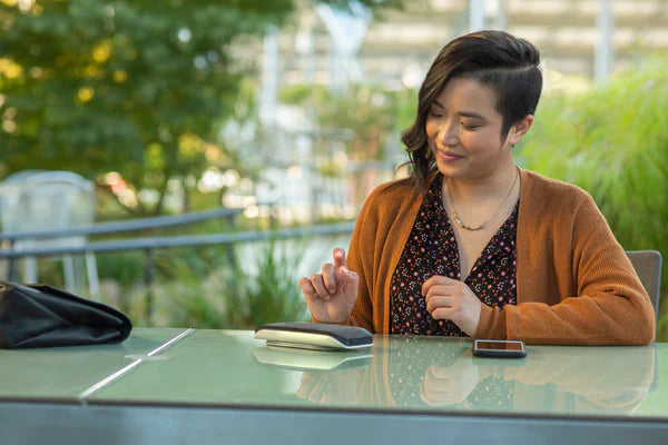 HP Poly Sync 20-M Microsoft Teams Certified USB-C Speakerphone | 7F0J8AA Audio Conferencing System Poly