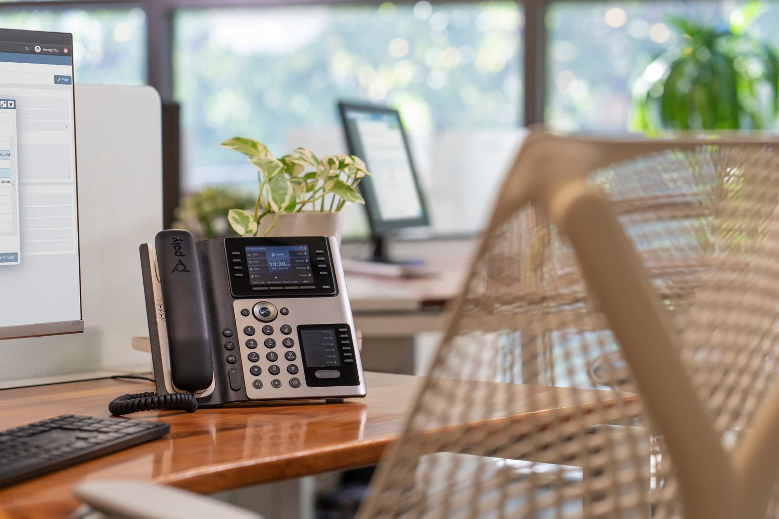 Poly Edge E450 IP Phone and PoE-enabled | 82M90AA IP Phone Poly