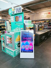 43" Portable Outdoor Digital Android Battery A-Boards