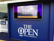 Moove 55" Outdoor Weatherproof Wall-Mounted Digital Advertising Displays High Brightness Digital Signage ScreenMoove