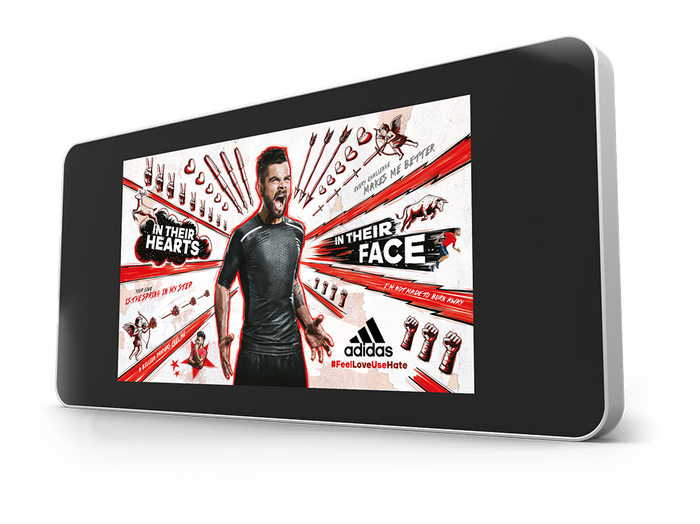 Moove 55" Wall-Mounted PCAP Outdoor Touch Screen Outdoor Digital Signage ScreenMoove