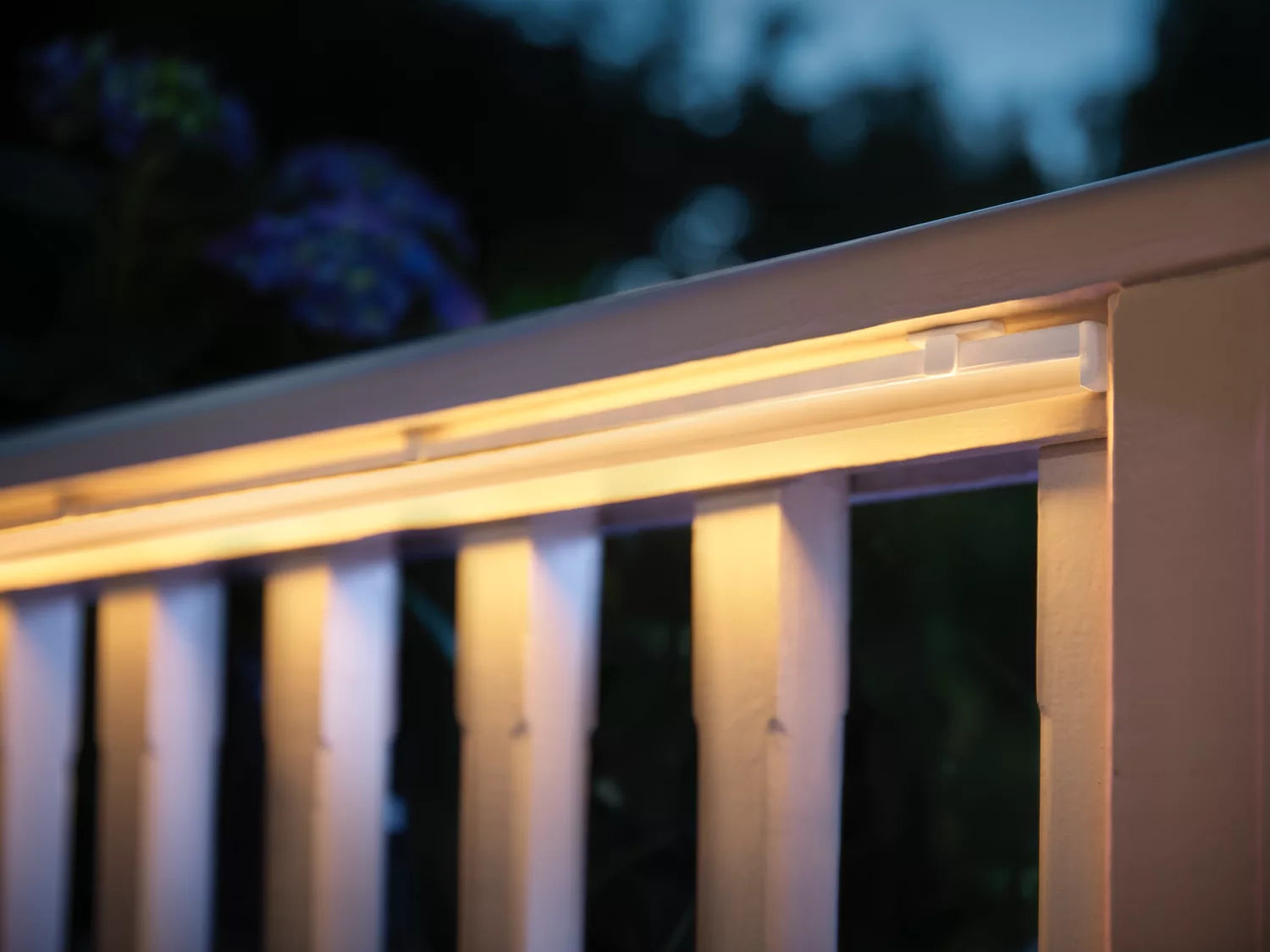 Philips Hue White and Colour Ambience Outdoor Lightstrip 2M | 929002289004 Smart Lighting Philips