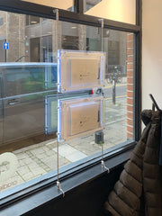 Estate Agent Window Display Screen - 15" Digital Rod Display High Brightness Digital Signage ScreenMoove