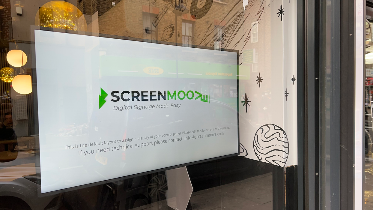 32" to 65" Digital Window Display Screens High Brightness Digital Signage ScreenMoove