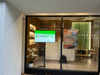 32" to 65" Digital Window Display Screens High Brightness Digital Signage ScreenMoove