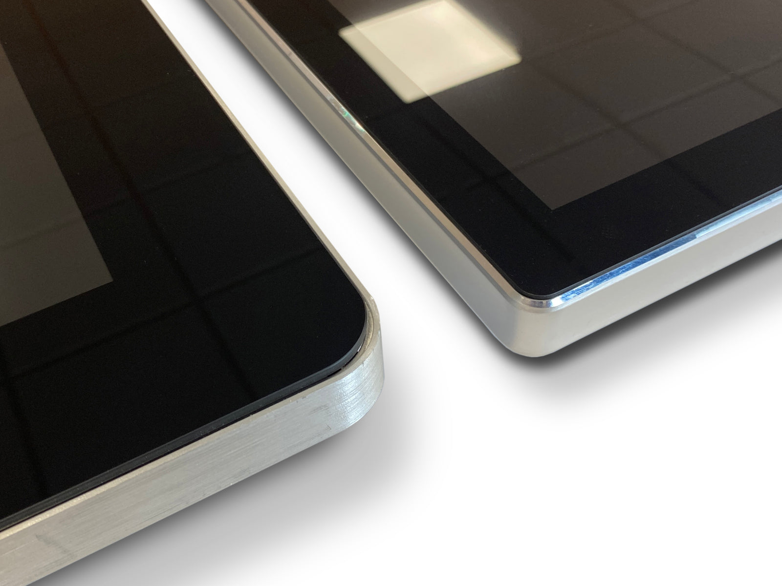 Android Advertising Screen | Built-in Media Player Digital Signage Display ScreenMoove