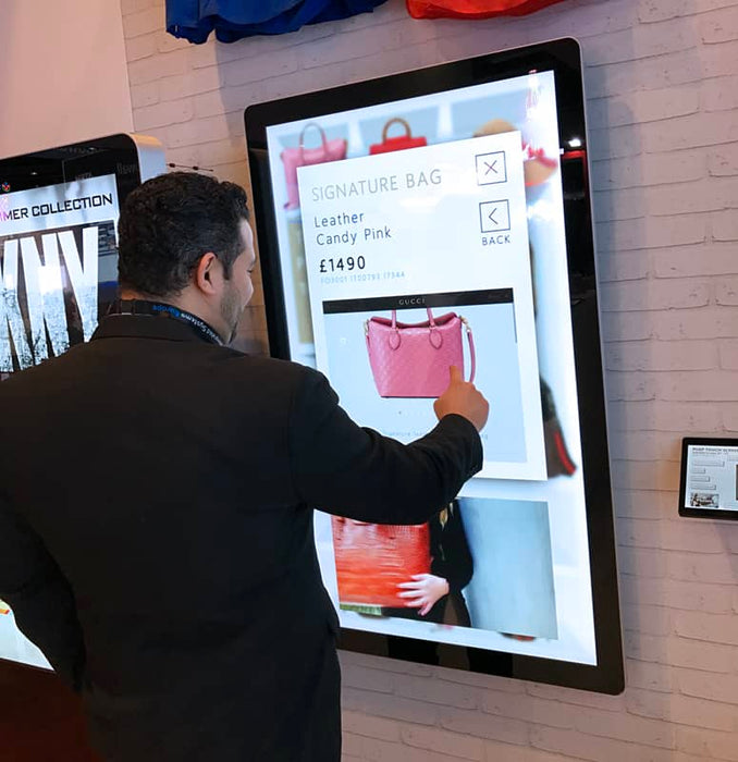 Digital Wall Mounted LCD Touch Screen Indoor DV LED ScreenMoove