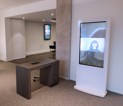 Interactive Freestanding Digital Multi-Touch Display Freestanding Digital Signage Display ScreenMoove